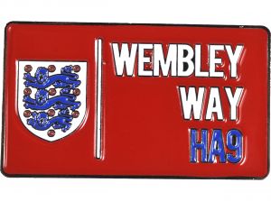 England Crest Wembley Way Street Sign Badge Red