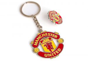 Manchester United Premium Boxed Executive Crest Keyring and Badge Set