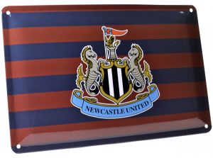 Newcastle United Retro Dayz Striped Sign