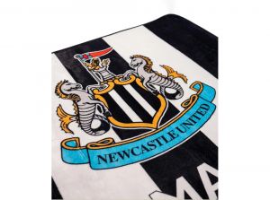 Newcastle United The Magpies Crest Rug