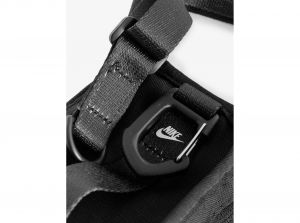 Nike Club Phone Crossbody Black White