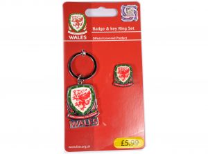 Wales Keyring and Badge Set B Grade